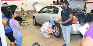 women and wheels mechanic teaches women to change tires in halethorpe maryland 21227